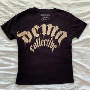 DCMA Collective women’s fitted band top